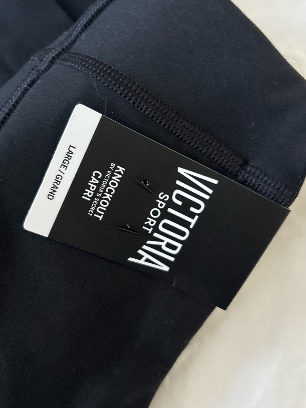 Victoria's Secret women Black capri bundle- 2 pairs NWT!! - Picture 3 of 10
